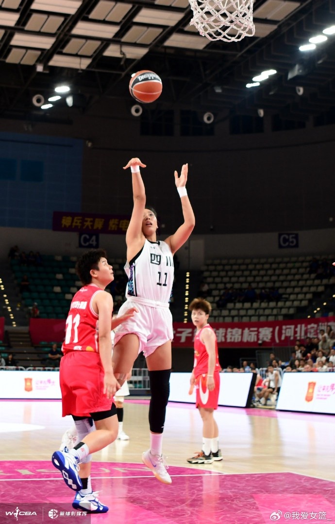 女篮锦标赛第一阶段第5比赛日综述：江苏全胜收官 四川豪取两连胜