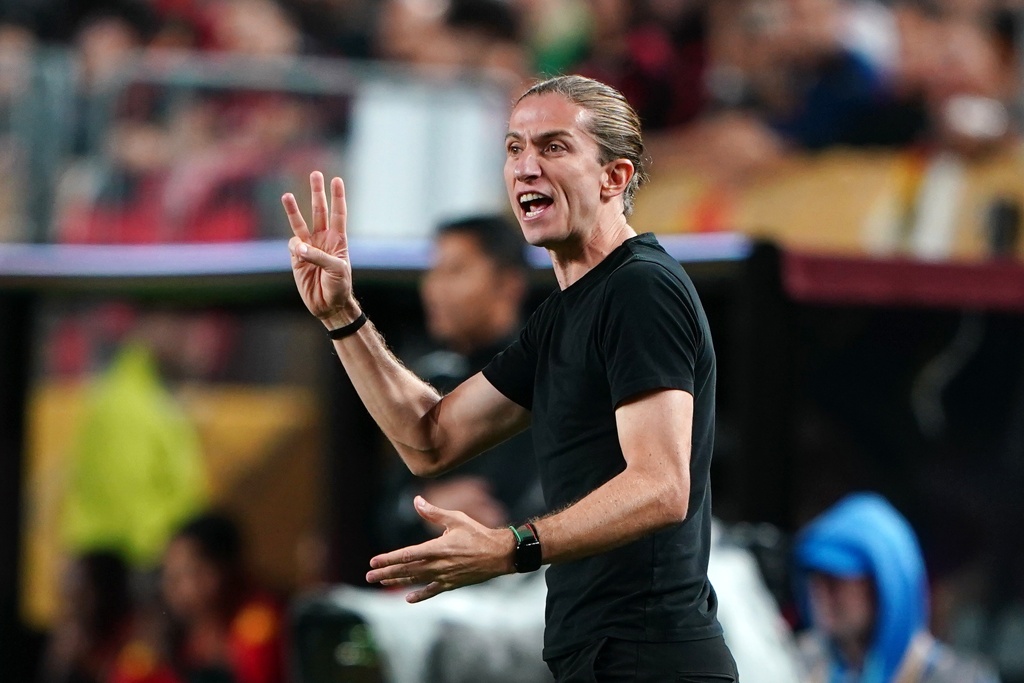 弗拉门戈主帅：一个想要成为主角的裁判，不会关注他应该关注的事