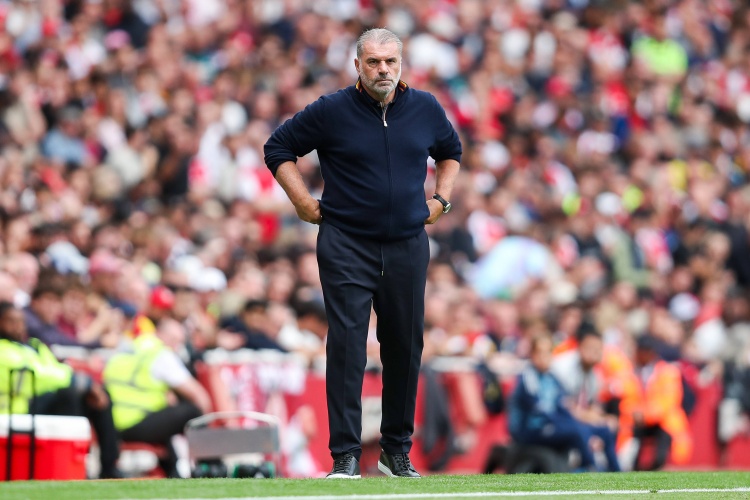 阿森纳球迷嘲讽澳波：振作起来吧澳洲肥猪！明天你就要下课了！